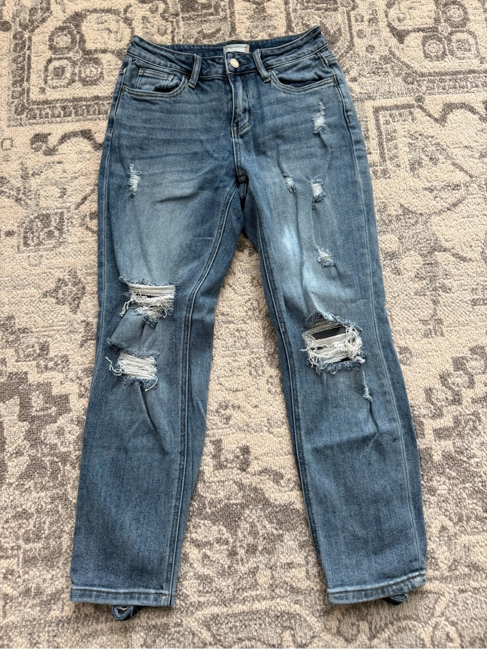 Vervet x Alt’rd State Women's Distressed Skinny Jeans in Dark Blue Wash